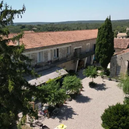 De L'aven Apartman
