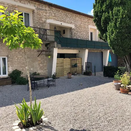 De L'aven Apartment *