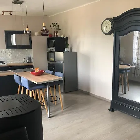 De L'aven Apartment *